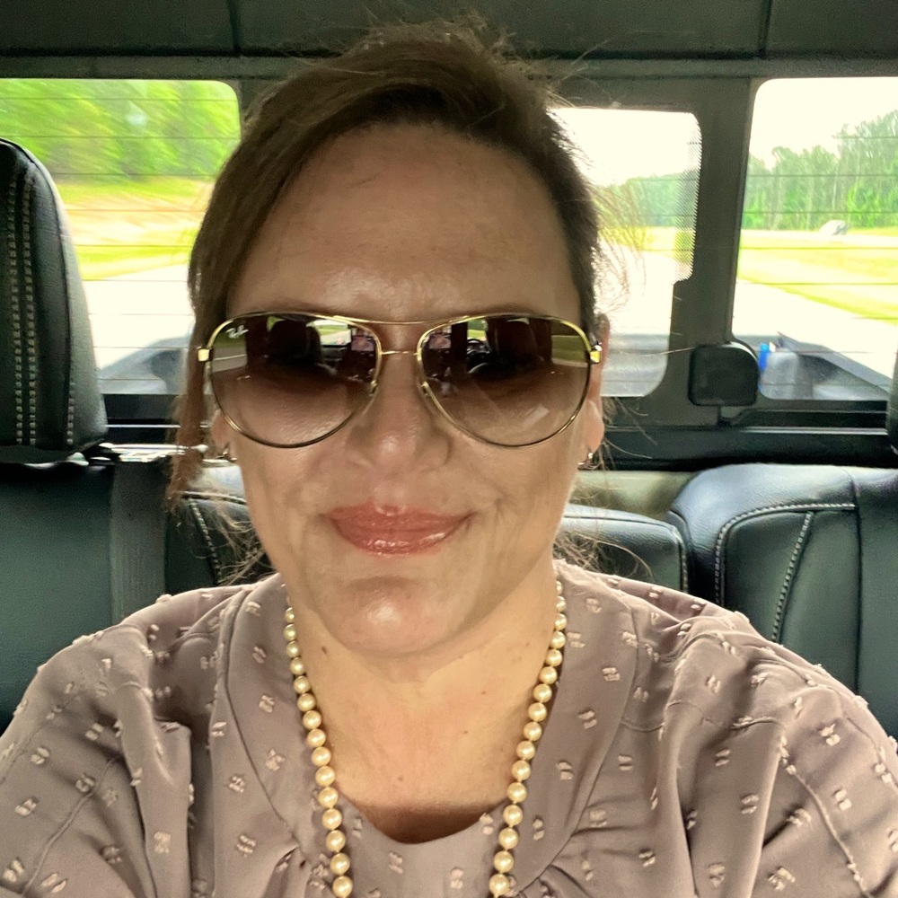 Meet your Posher, Georgia